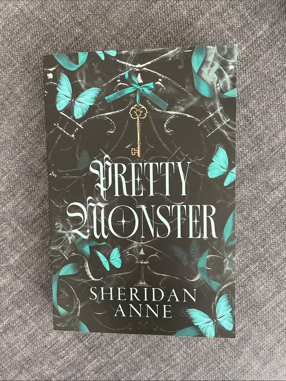 Pretty Monster • Sheridan Anne Paperback Book